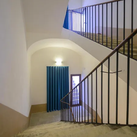 Almatros Design Smeraldo In Palazzo Storico *