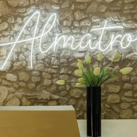 شقة Almatros Design Smeraldo In Palazzo Storico *