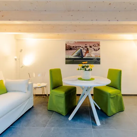 Apartment Almatros Design Smeraldo In Palazzo Storico *